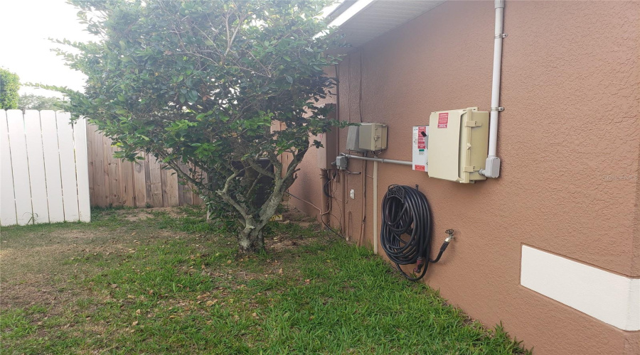 DAVENPORT, Florida 33897, 4 Bedrooms Bedrooms, ,2 BathroomsBathrooms,Residential,For Sale,HAVERSHAM,0,MFRO6309855