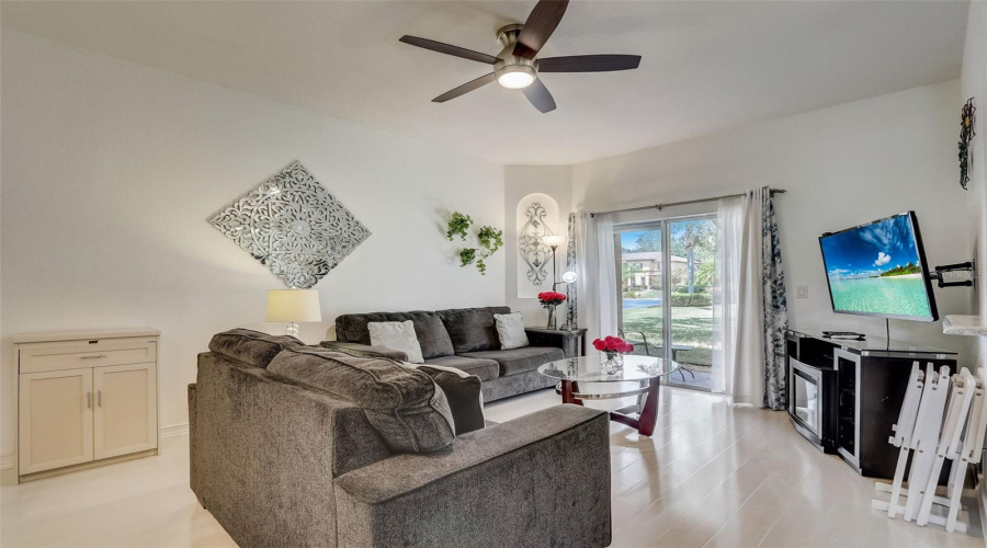 DAVENPORT, Florida 33897, 3 Bedrooms Bedrooms, ,3 BathroomsBathrooms,Residential,For Sale,TERRA LAGO,MFRO6310438