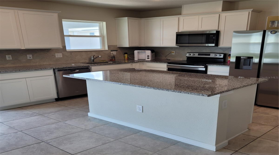 DAVENPORT, Florida 33837, 4 Bedrooms Bedrooms, ,2 BathroomsBathrooms,Residential,For Sale,ASPEN,0,MFRS5127472
