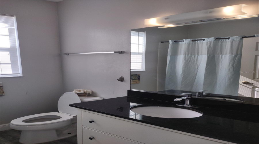 2nd bathroom