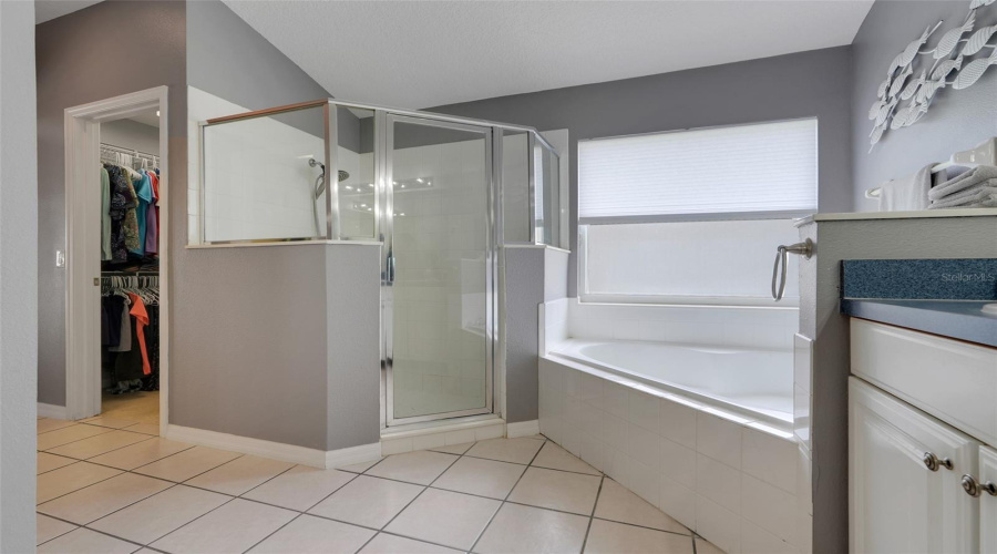 KISSIMMEE, Florida 34746, 4 Bedrooms Bedrooms, ,3 BathroomsBathrooms,Residential,For Sale,CUMBRIAN LAKES,MFRS5126442
