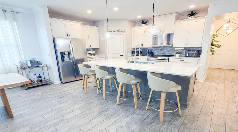 DAVENPORT, Florida 33896, 3 Bedrooms Bedrooms, ,2 BathroomsBathrooms,Residential,For Sale,BUNKER,MFRS5127332