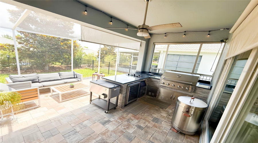 DAVENPORT, Florida 33896, 3 Bedrooms Bedrooms, ,2 BathroomsBathrooms,Residential,For Sale,BUNKER,MFRS5127332