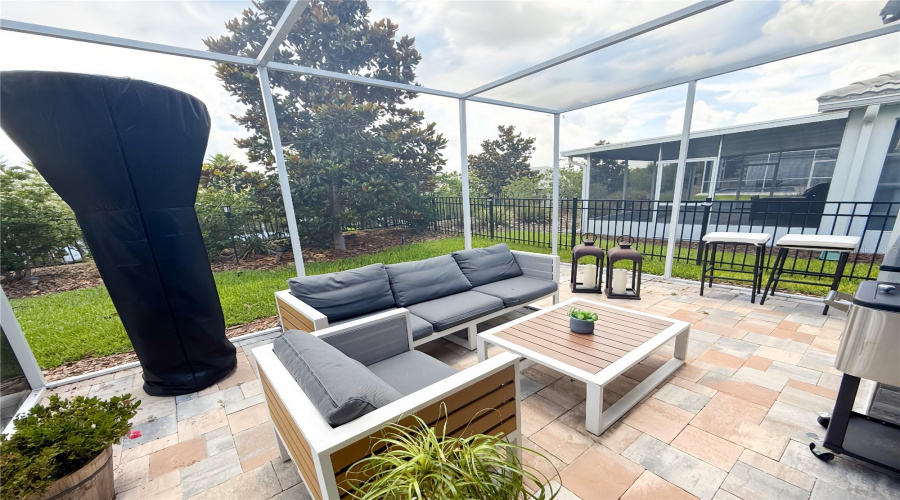 DAVENPORT, Florida 33896, 3 Bedrooms Bedrooms, ,2 BathroomsBathrooms,Residential,For Sale,BUNKER,MFRS5127332