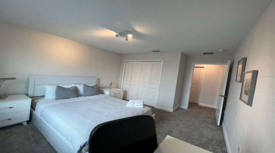 Davenport, Florida 33896, 4 Bedrooms Bedrooms, ,3 Bathroomsbathrooms,Residential,For Sale,Splash Shot,Mfro6310935