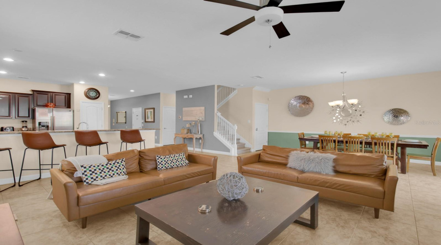 DAVENPORT, Florida 33896, 8 Bedrooms Bedrooms, ,5 BathroomsBathrooms,Residential,For Sale,MOON VALLEY,0,MFRO6312018