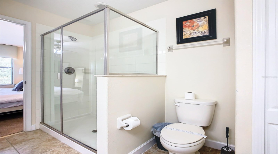 DAVENPORT, Florida 33896, 8 Bedrooms Bedrooms, ,5 BathroomsBathrooms,Residential,For Sale,MOON VALLEY,0,MFRO6312018