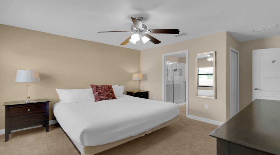 DAVENPORT, Florida 33896, 8 Bedrooms Bedrooms, ,5 BathroomsBathrooms,Residential,For Sale,MOON VALLEY,0,MFRO6312018