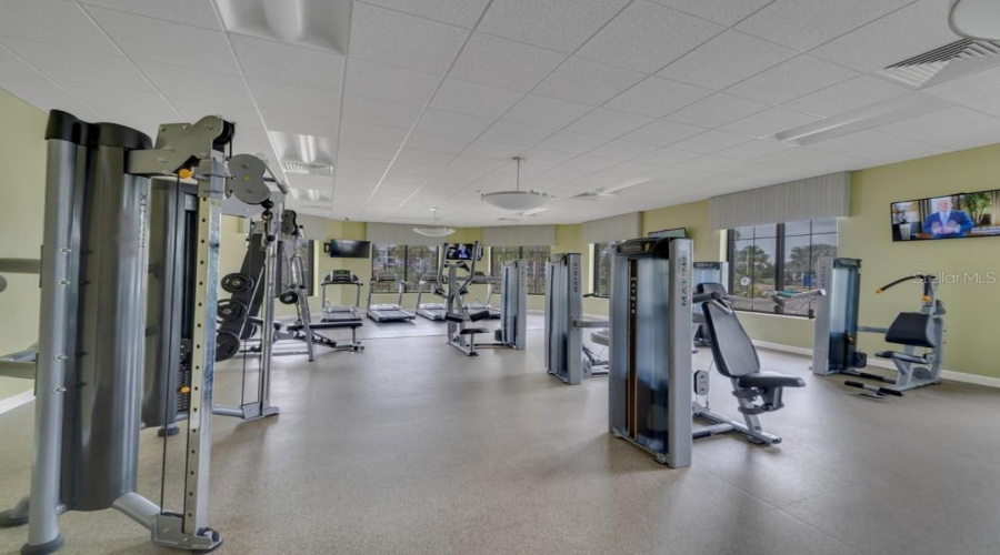 Kissimmee, Florida 34746, 4 Bedrooms Bedrooms, ,3 Bathroomsbathrooms,Residential,For Sale,Windermere,Mfro6305791