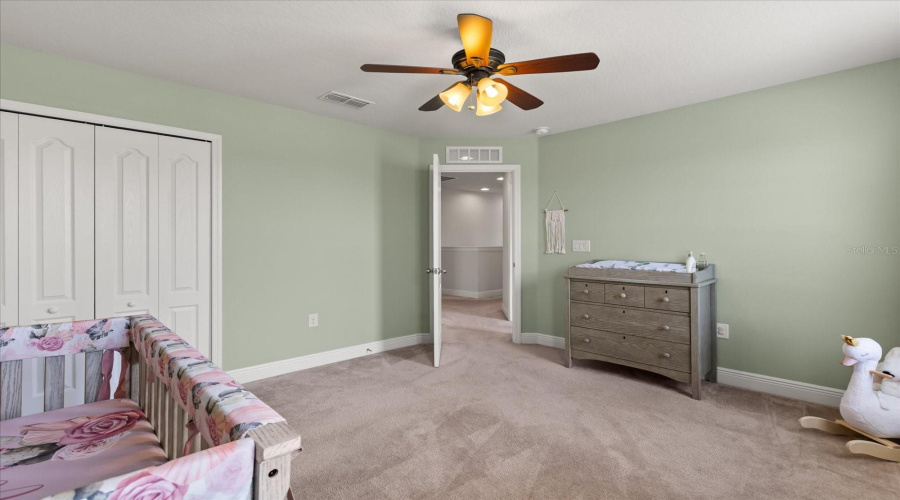 Davenport, Florida 33837, 5 Bedrooms Bedrooms, ,3 Bathroomsbathrooms,Residential,For Sale,Whirlaway,Mfrs5127178