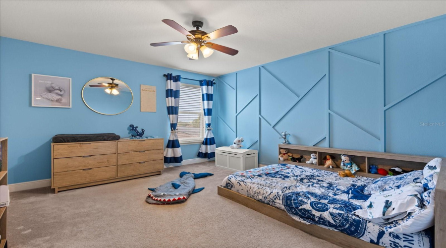 Davenport, Florida 33837, 5 Bedrooms Bedrooms, ,3 Bathroomsbathrooms,Residential,For Sale,Whirlaway,Mfrs5127178