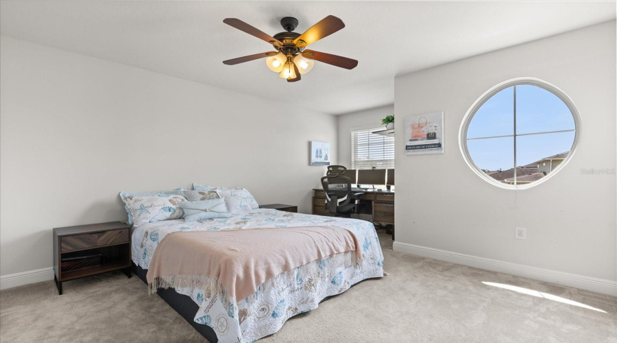 Davenport, Florida 33837, 5 Bedrooms Bedrooms, ,3 Bathroomsbathrooms,Residential,For Sale,Whirlaway,Mfrs5127178