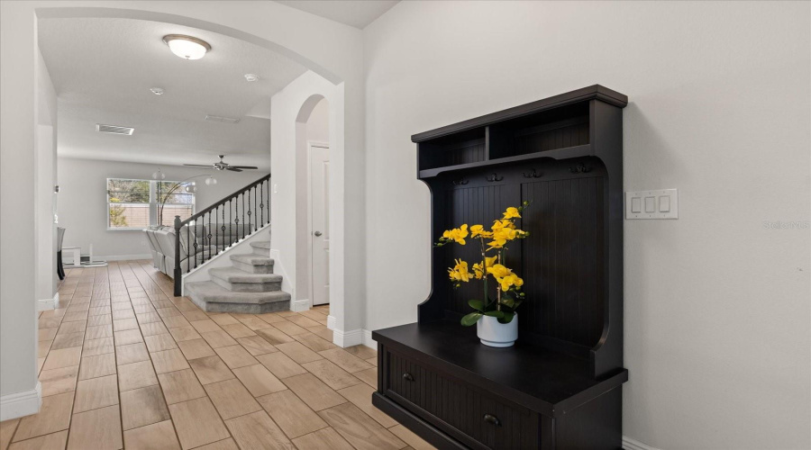 Davenport, Florida 33837, 5 Bedrooms Bedrooms, ,3 Bathroomsbathrooms,Residential,For Sale,Whirlaway,Mfrs5127178