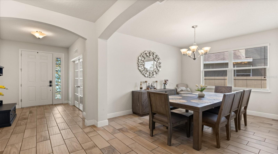 Davenport, Florida 33837, 5 Bedrooms Bedrooms, ,3 Bathroomsbathrooms,Residential,For Sale,Whirlaway,Mfrs5127178