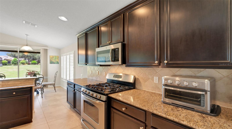 Davenport, Florida 33837, 2 Bedrooms Bedrooms, ,2 Bathroomsbathrooms,Residential,For Sale,Del Sol,Mfrs5124996