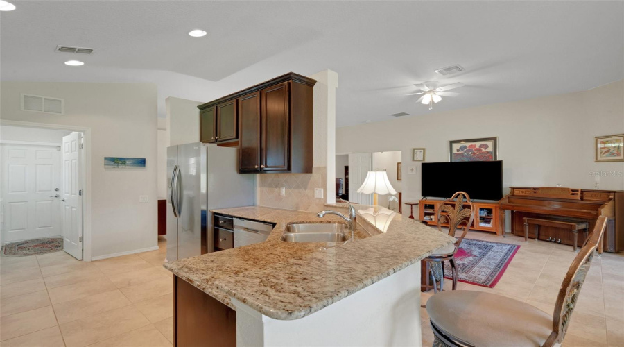 Davenport, Florida 33837, 2 Bedrooms Bedrooms, ,2 Bathroomsbathrooms,Residential,For Sale,Del Sol,Mfrs5124996