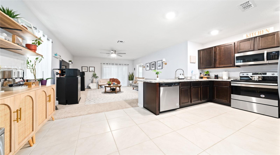 DAVENPORT, Florida 33837, 3 Bedrooms Bedrooms, ,2 BathroomsBathrooms,Residential,For Sale,ANDEAN,0,MFRS5127576