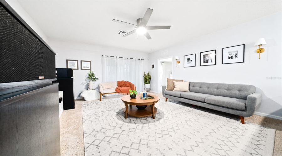 DAVENPORT, Florida 33837, 3 Bedrooms Bedrooms, ,2 BathroomsBathrooms,Residential,For Sale,ANDEAN,0,MFRS5127576
