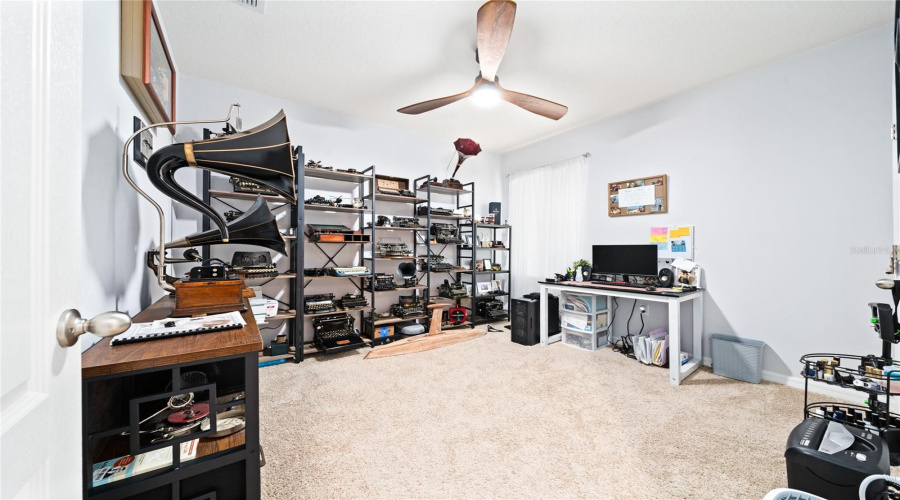 DAVENPORT, Florida 33837, 3 Bedrooms Bedrooms, ,2 BathroomsBathrooms,Residential,For Sale,ANDEAN,0,MFRS5127576