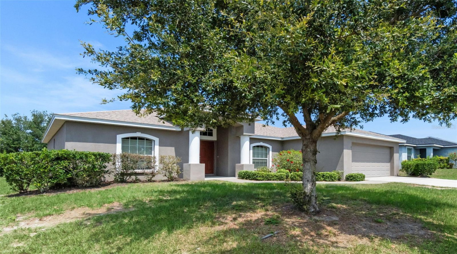 Davenport, Florida 33837, 4 Bedrooms Bedrooms, ,2 Bathroomsbathrooms,Residential,For Sale,Highland Meadows,Mfrg5097425