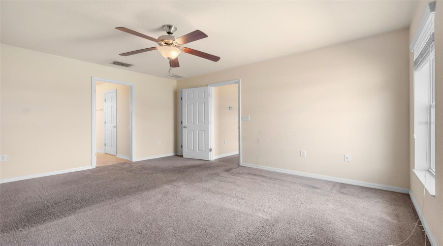 Davenport, Florida 33837, 4 Bedrooms Bedrooms, ,2 Bathroomsbathrooms,Residential,For Sale,Highland Meadows,Mfrg5097425