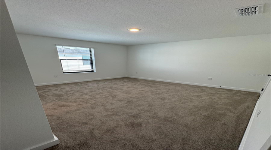 Kissimmee, Florida 34747, 3 Bedrooms Bedrooms, ,2 Bathroomsbathrooms,Residential,For Sale,Energy Drive,Mfrs5118778