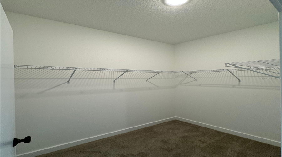 Kissimmee, Florida 34747, 3 Bedrooms Bedrooms, ,2 Bathroomsbathrooms,Residential,For Sale,Energy Drive,Mfrs5118778