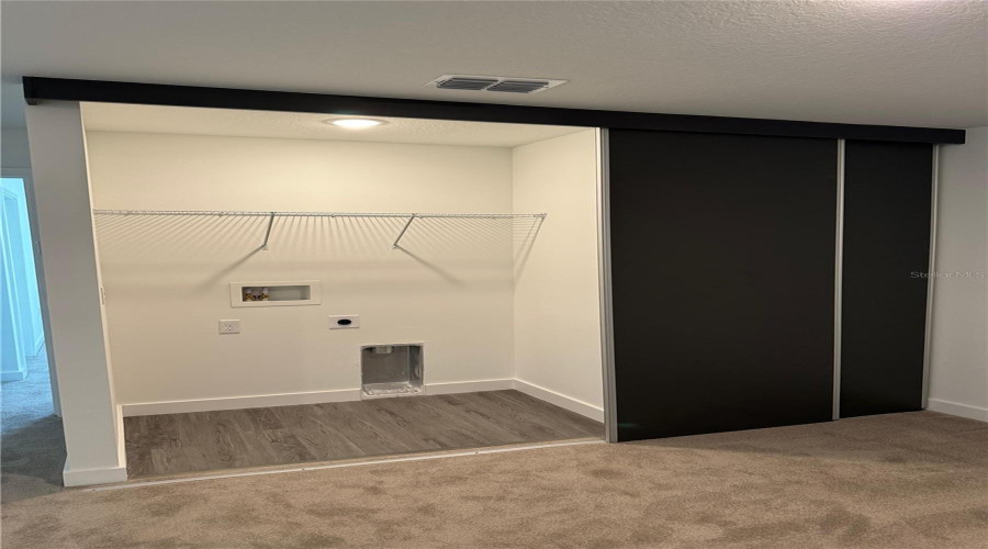Kissimmee, Florida 34747, 3 Bedrooms Bedrooms, ,2 Bathroomsbathrooms,Residential,For Sale,Energy Drive,Mfrs5118778
