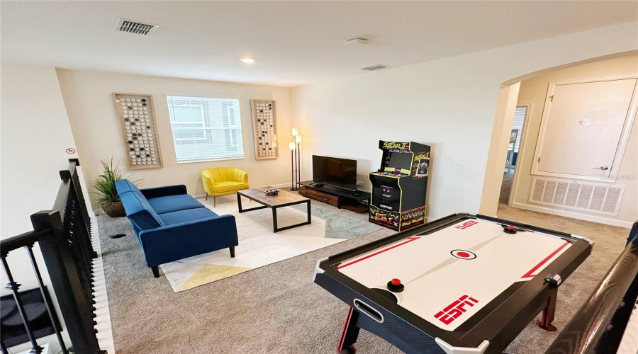 Davenport, Florida 33896, 5 Bedrooms Bedrooms, ,5 Bathroomsbathrooms,Residential,For Sale,Drop Shot,Mfro6310814