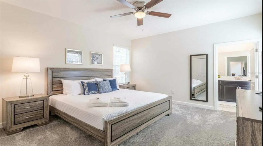 Davenport, Florida 33896, 5 Bedrooms Bedrooms, ,5 Bathroomsbathrooms,Residential,For Sale,Drop Shot,Mfro6310814