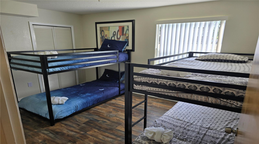 Kissimmee, Florida 34747, 4 Bedrooms Bedrooms, ,3 Bathroomsbathrooms,Residential,For Sale,Knightsbridge,Mfro6312189