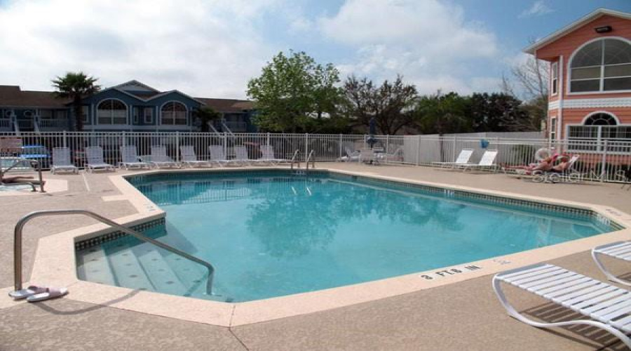Kissimmee, Florida 34747, 4 Bedrooms Bedrooms, ,3 Bathroomsbathrooms,Residential,For Sale,Knightsbridge,Mfro6312189