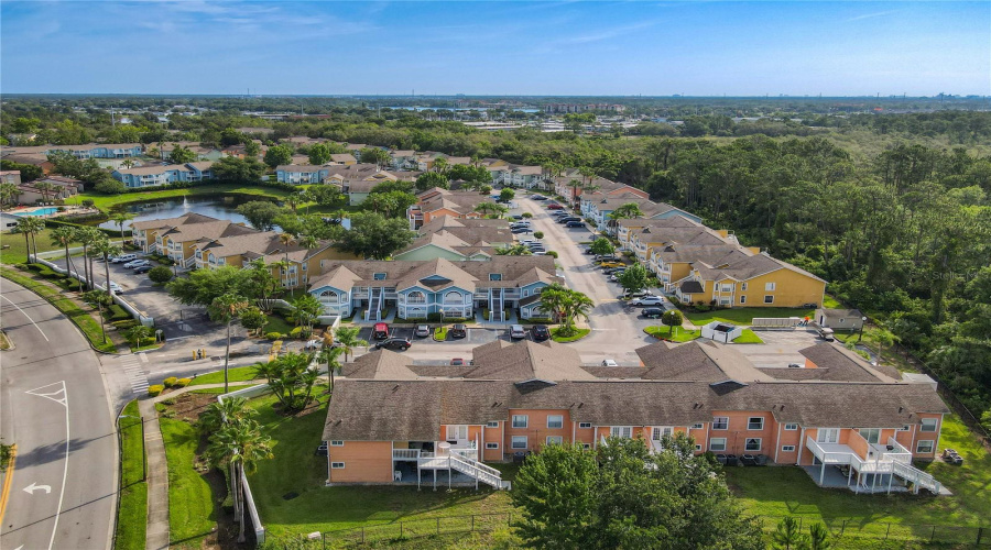 Villas at Island Club Condos. Conveniently located near area attractions, major roadways, restaurants, entertainment, shopping and more!