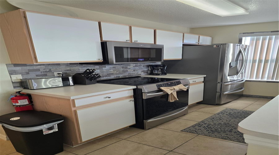 Kissimmee, Florida 34747, 4 Bedrooms Bedrooms, ,3 Bathroomsbathrooms,Residential,For Sale,Knightsbridge,Mfro6312189