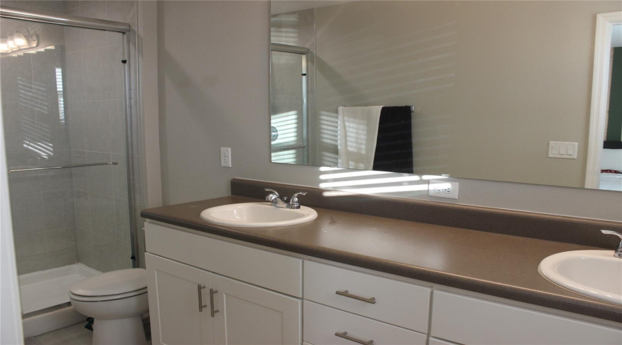 Davenport, Florida 33837, 3 Bedrooms Bedrooms, ,2 Bathroomsbathrooms,Residential,For Sale,Primrose,Mfro6312425