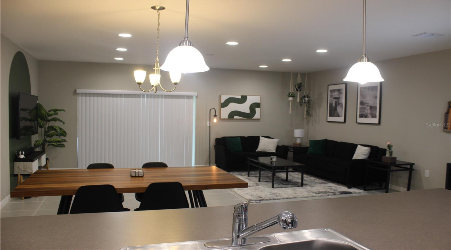 Davenport, Florida 33837, 3 Bedrooms Bedrooms, ,2 Bathroomsbathrooms,Residential,For Sale,Primrose,Mfro6312425