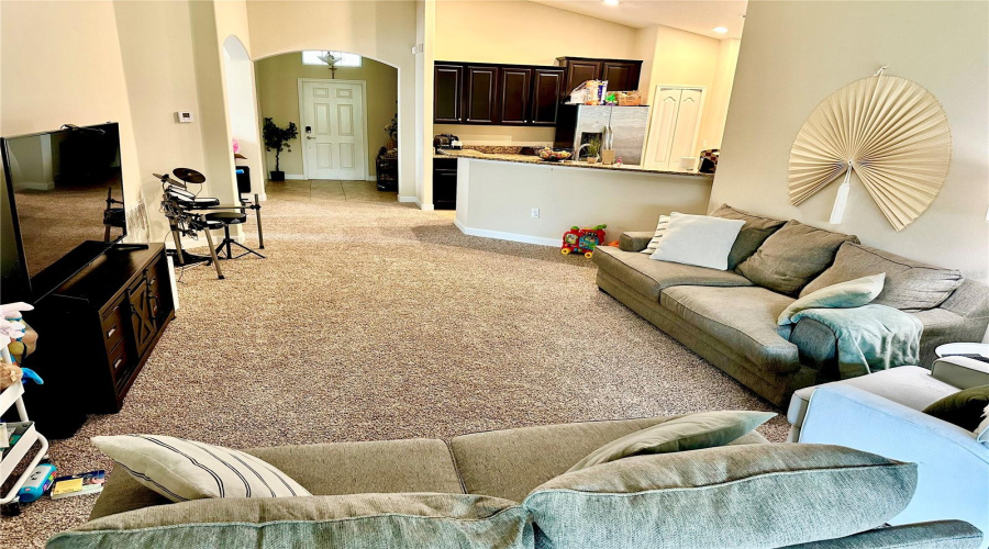 Davenport, Florida 33837, 4 Bedrooms Bedrooms, ,3 Bathroomsbathrooms,Residential,For Sale,Lake Side,Mfro6307860