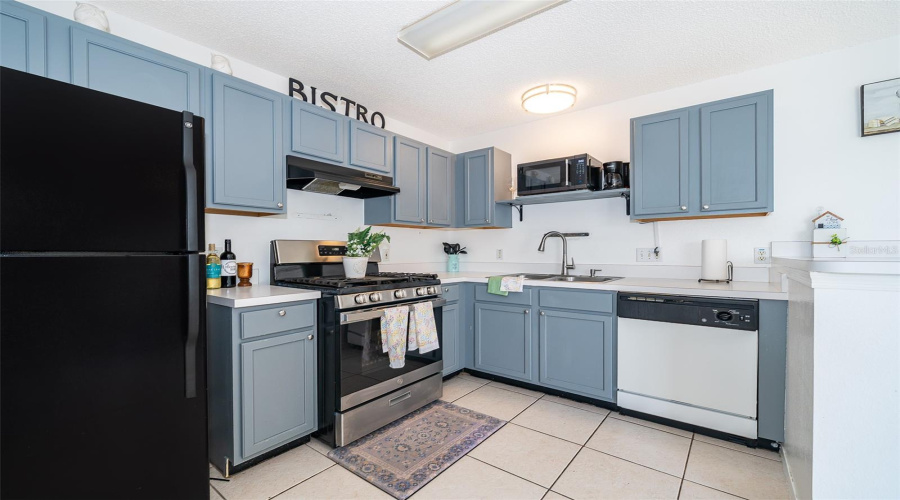 Davenport, Florida 33837, 3 Bedrooms Bedrooms, ,2 Bathroomsbathrooms,Residential,For Sale,Minute Maid Ramp Rd 1,Mfrs5127640