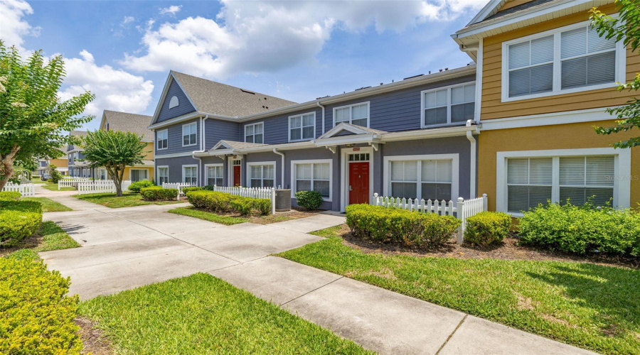 Kissimmee, Florida 34746, 3 Bedrooms Bedrooms, ,2 Bathroomsbathrooms,Residential,For Sale,Lodi,Mfrs5127286