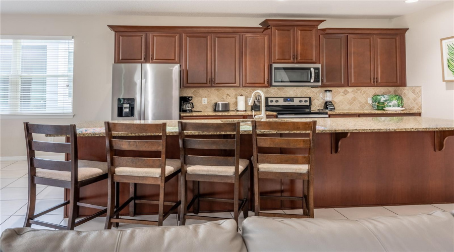 KISSIMMEE, Florida 34747, 6 Bedrooms Bedrooms, ,4 BathroomsBathrooms,Residential,For Sale,SANDY PARK,0,MFRO6312506