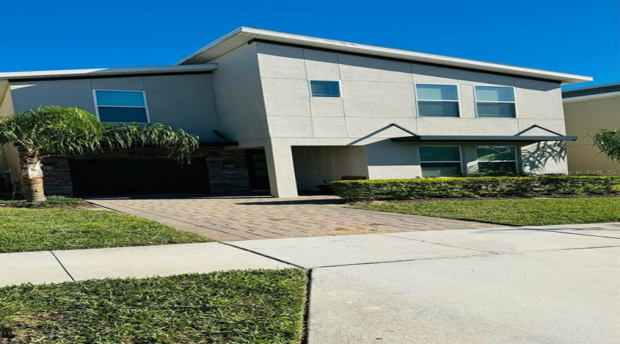 Davenport, Florida 33896, 6 Bedrooms Bedrooms, ,5 Bathroomsbathrooms,Residential,For Sale,Drop Shot,Mfro6312521