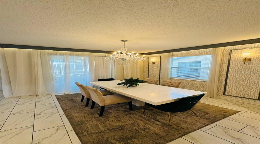 Davenport, Florida 33896, 6 Bedrooms Bedrooms, ,5 Bathroomsbathrooms,Residential,For Sale,Drop Shot,Mfro6312521