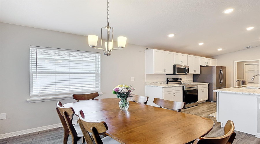 Davenport, Florida 33837, 3 Bedrooms Bedrooms, ,2 Bathroomsbathrooms,Residential,For Sale,Noble,Mfro6304851