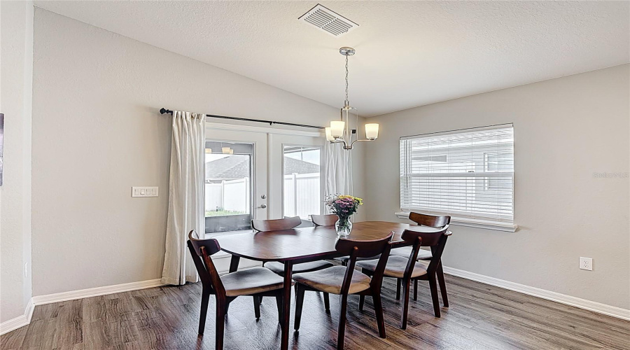 Davenport, Florida 33837, 3 Bedrooms Bedrooms, ,2 Bathroomsbathrooms,Residential,For Sale,Noble,Mfro6304851