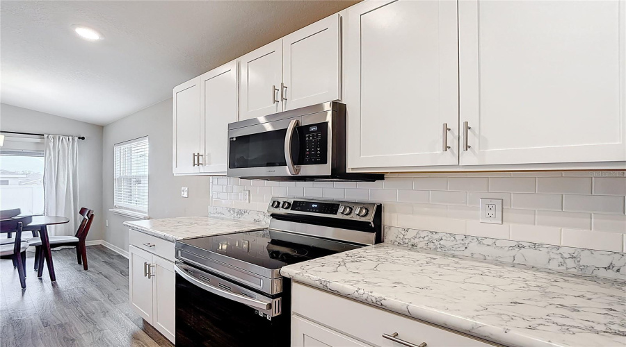 Davenport, Florida 33837, 3 Bedrooms Bedrooms, ,2 Bathroomsbathrooms,Residential,For Sale,Noble,Mfro6304851