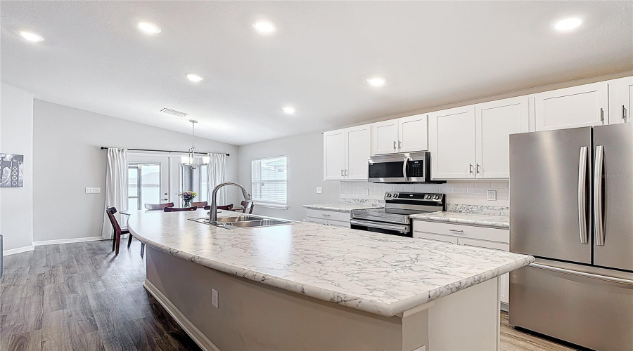 Davenport, Florida 33837, 3 Bedrooms Bedrooms, ,2 Bathroomsbathrooms,Residential,For Sale,Noble,Mfro6304851
