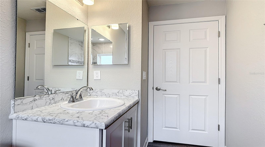 Davenport, Florida 33837, 3 Bedrooms Bedrooms, ,2 Bathroomsbathrooms,Residential,For Sale,Noble,Mfro6304851