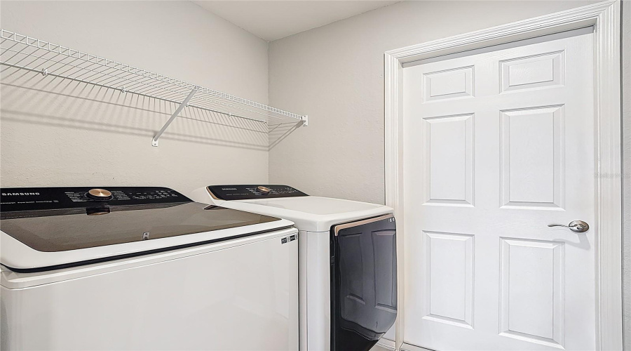 Davenport, Florida 33837, 3 Bedrooms Bedrooms, ,2 Bathroomsbathrooms,Residential,For Sale,Noble,Mfro6304851