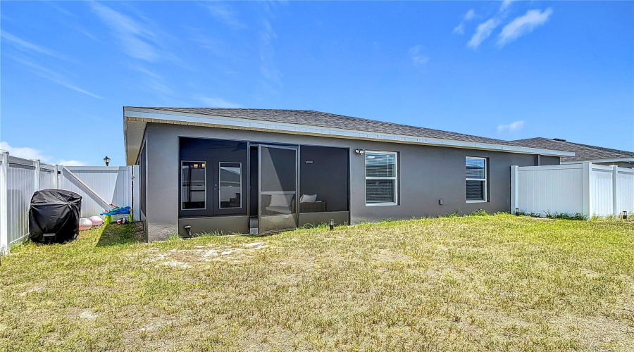 Davenport, Florida 33837, 3 Bedrooms Bedrooms, ,2 Bathroomsbathrooms,Residential,For Sale,Noble,Mfro6304851