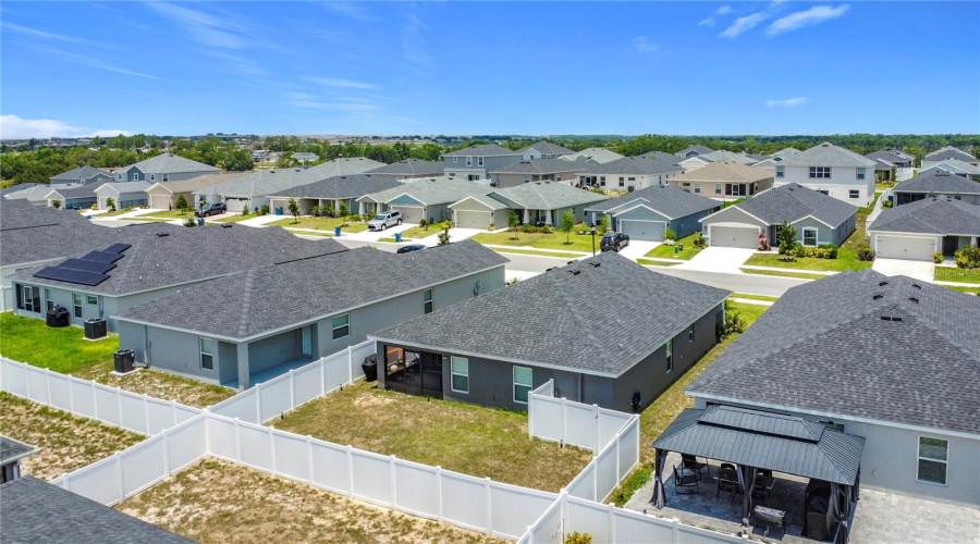 Davenport, Florida 33837, 3 Bedrooms Bedrooms, ,2 Bathroomsbathrooms,Residential,For Sale,Noble,Mfro6304851